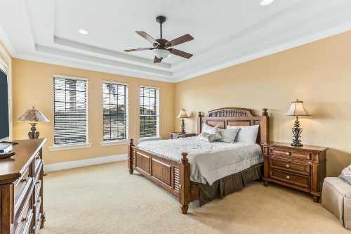Luxury Green Overlook - image 3