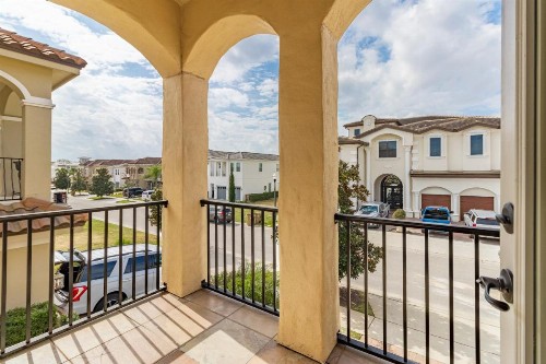 Golf View Palms - image 6