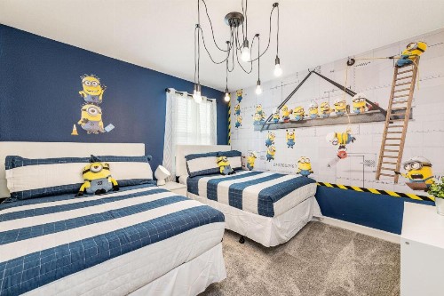 Beautiful New 6 bedroom Home - image 6