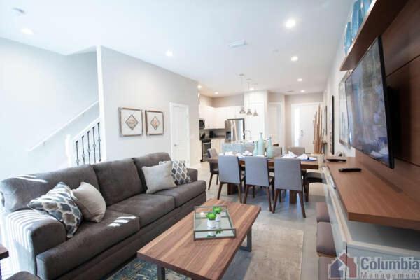 4 BR 4 BA Villa Ground Zero to Disneyworld 1804ft² - image 6