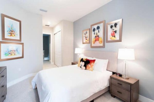 New 4 BR 4 BA Villa Ground Zero to Theme Parks - image 11