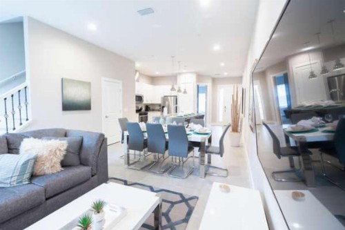 New 4 BR 4 BA Villa Ground Zero to Theme Parks - image 9