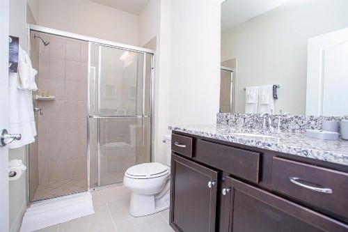 Gorgeous 5 Bd w/ Pool @ Windsor Westside 8929 - image 12