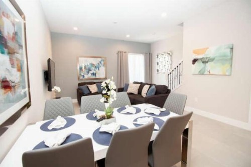 4 BR 4 BA Self Check-In Close to Disney Theme Parks - image 11