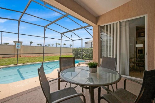 8190 Fan Palm Way - image 19