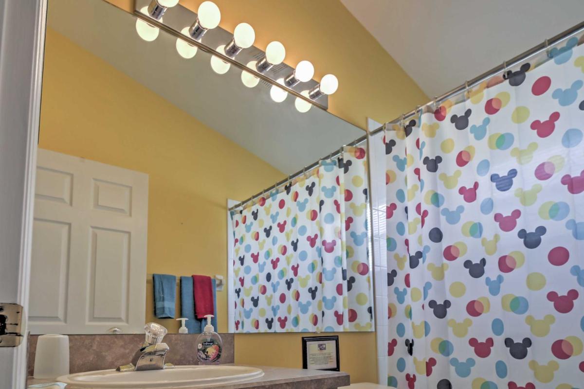 Beautiful Kissimmee Home - 5 Mi to Disney World! - main image