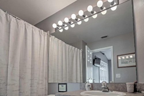 Beautiful Kissimmee Home - 5 Mi to Disney World! - image 8