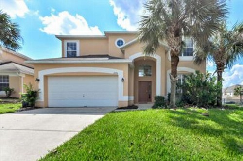 This 7 bedroom villa is a grand choice for a fabulous vacation. - image 11