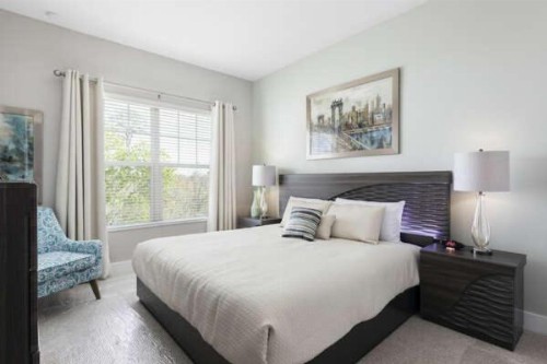 2 BR 2 BA Luxury Villa 5 min to Disneyworld BBQ - image 3