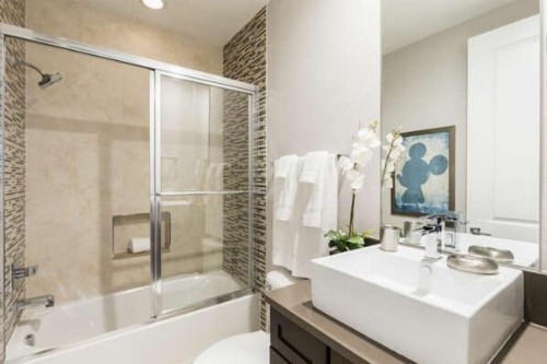 2 BR 2 BA Luxury Villa 5 min to Disneyworld BBQ - image 7