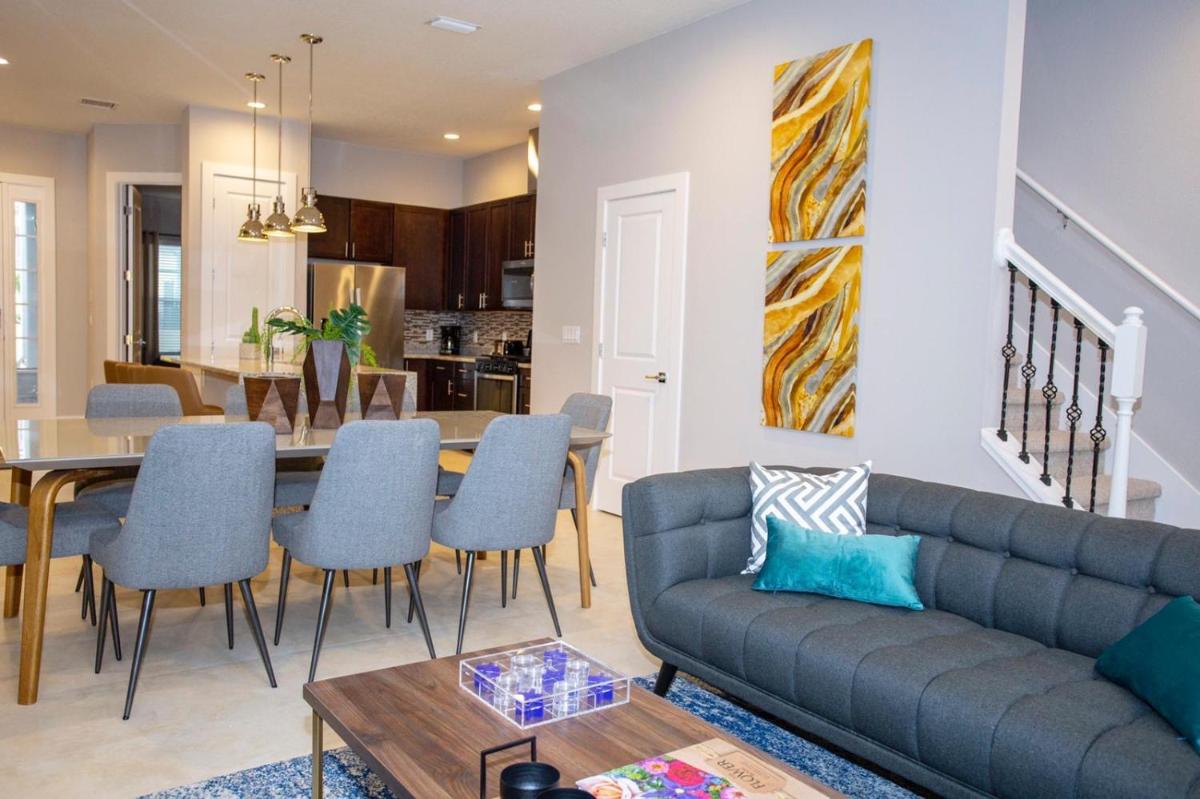 4 BR 4 BA Perfect Villa 5 min from Disneyworld 1804ft² BBQ & Patio - image 7