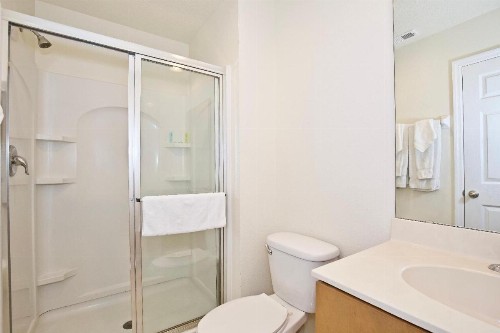 All new townhouse in Encantada community just 10 min to Disney! - image 12