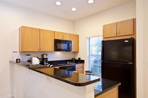 All new townhouse in Encantada community just 10 min to Disney! - image 8