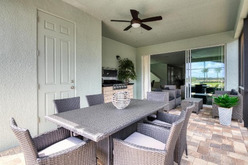 Luxury and comfort just 15 min from Disney - image 12