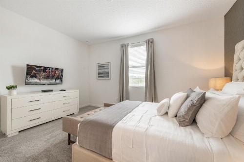 Luxury and comfort just 15 min from Disney - image 8