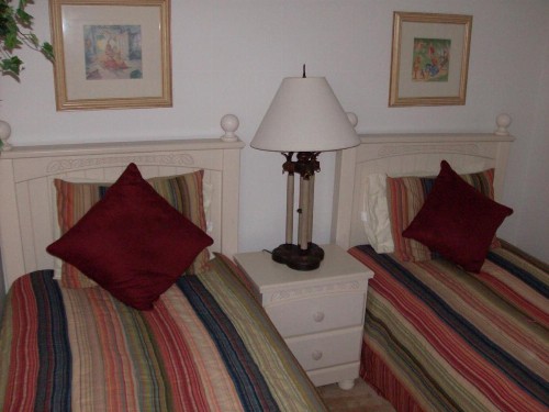 A 5 bedroom house with its own private pool in the Disney area - image 10
