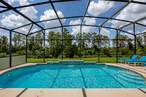 Spend all day in Disney and return to your 5 bedroom house to relax - image 24