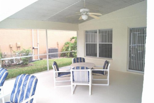 Spend all day in Disney and return to your 5 bedroom house to relax - image 33