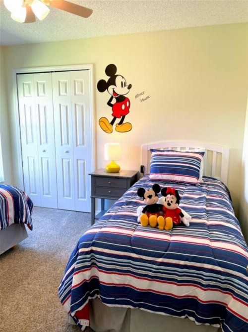 Spend all day in Disney and return to your 5 bedroom house to relax - image 47