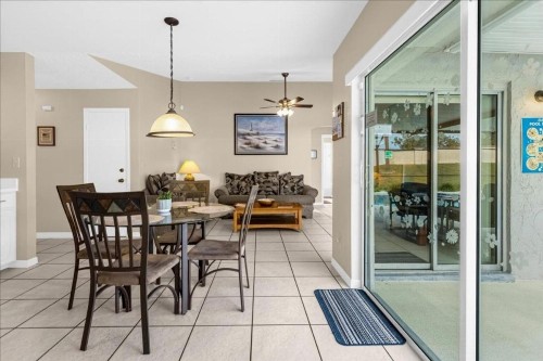 Spend all day in Disney and return to your 5 bedroom house to relax - image 48