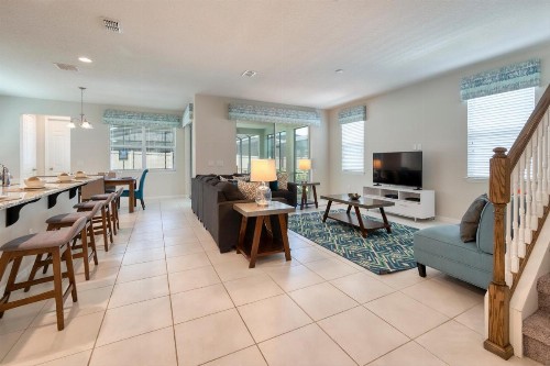 Incredible pool home minutes from Disney parks - image 7