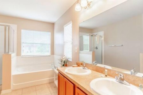 Lakeside Home Perfect for Family Stay Near Disney! - image 21