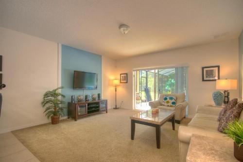 South Facing Pool Near Disney 5 Bed Luxury - image 11