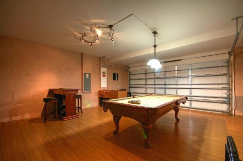 South Facing Pool Near Disney 5 Bed Luxury - image 3
