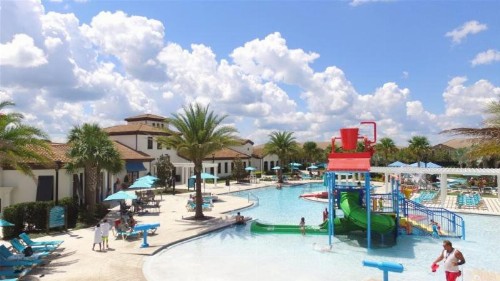Amazing New TownHome 5 Bdr 45 Bath with Pvt Pool and Access to Clubhouse15min from Disney - image 1