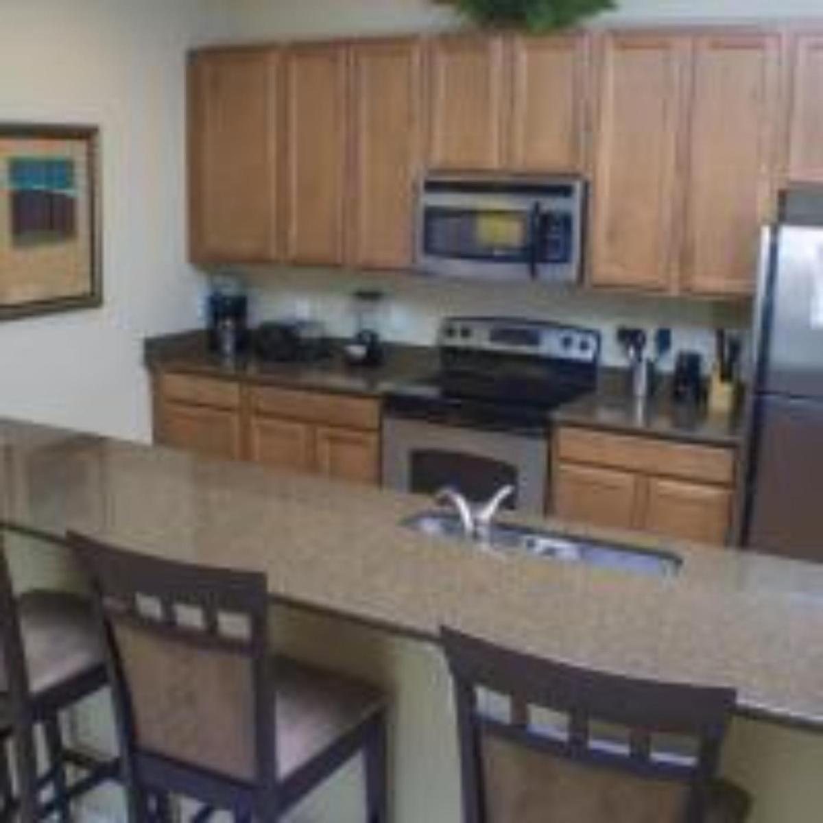 Mark & Bridget's Paradise Palms Resort Townhouse by IPG Florida - image 5