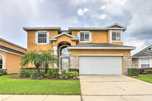 Colorful Family Villa with Game Room 8 Mi to Disney