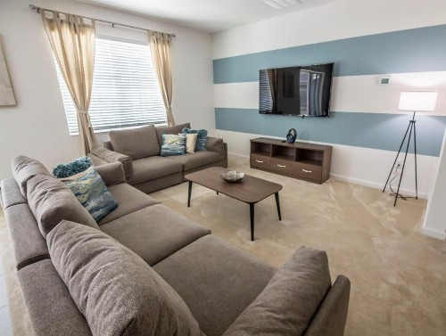 Family Resort - 6BR Mansion Near Disney - Private Pool BBQ! - image 9