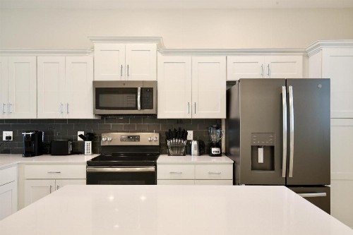 Amazing all new apartment in spectacular Storey Lake community Next to Disney - image 2