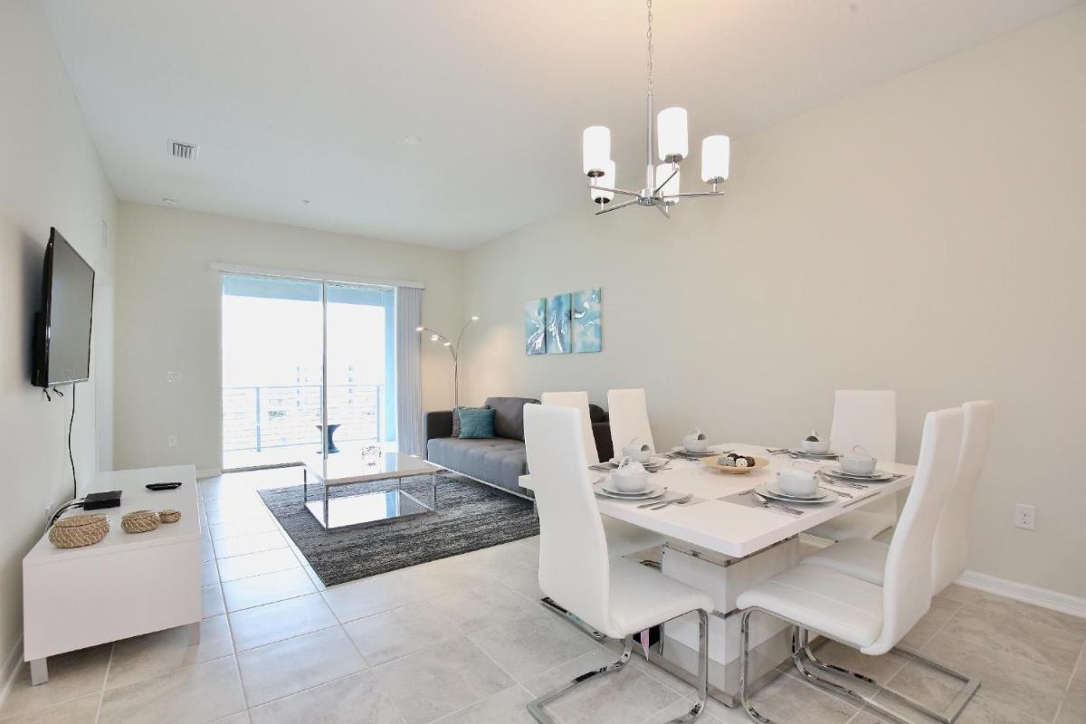 Amazing all new apartment in spectacular Storey Lake community Next to Disney - image 7