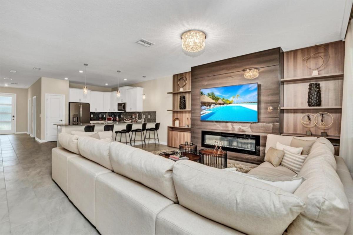 The Ultimate Guide to Renting Your Luxury 9 Bedroom Villa on Champions Gate Resort Orlando Villa 3718 - image 5