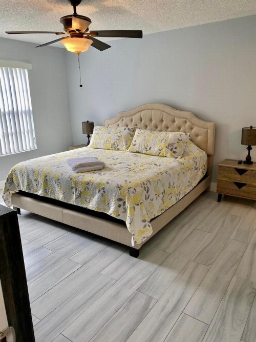 Grand Luxury 3BD Condo Apartment near Disney & Universal - image 11