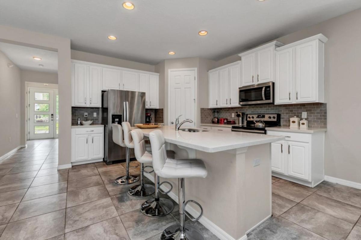 At Last You can Rent the Perfect Luxury Villa on Solara Resort minutes from Disney World Orlando Villa 3733 - image 6