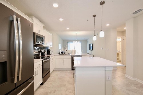 Brand new modern apartment in spectacular Storey Lake community Next to Disney - image 3
