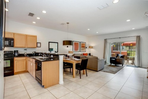 Enjoy a Holiday of a Lifetime in this Luxury Home on Encantada Resort Orlando Townhome 3662 - image 1