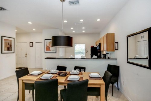 Enjoy a Holiday of a Lifetime in this Luxury Home on Encantada Resort Orlando Townhome 3662 - image 4