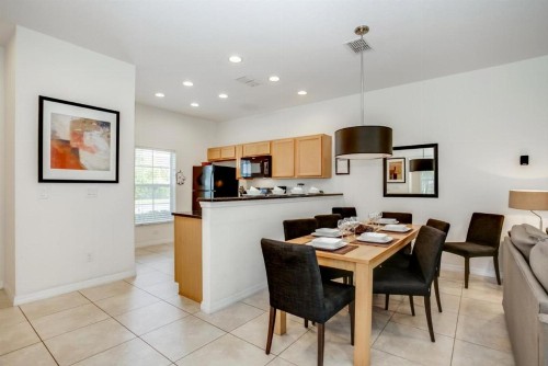 Enjoy a Holiday of a Lifetime in this Luxury Home on Encantada Resort Orlando Townhome 3662 - image 5