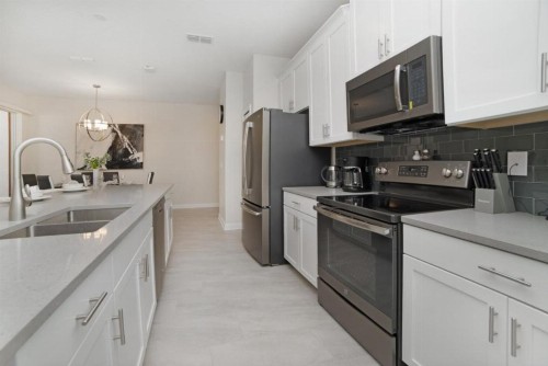 You and Your Family will Love this Luxury Home on Storey Lake Resort Orlando Townhome 3679 - image 6