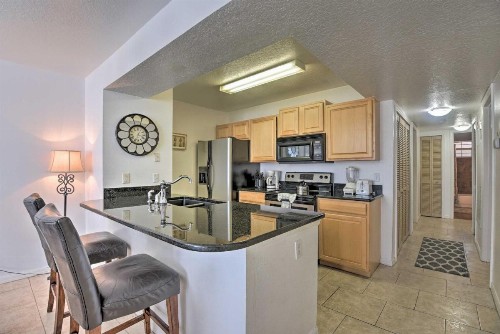 Quaint Disney-Area Condo with Heated Pool and Hot Tub! - image 10