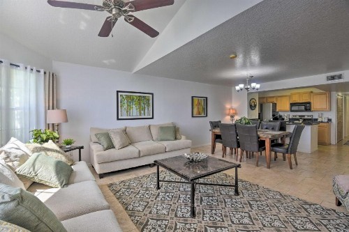 Quaint Disney-Area Condo with Heated Pool and Hot Tub! - image 4