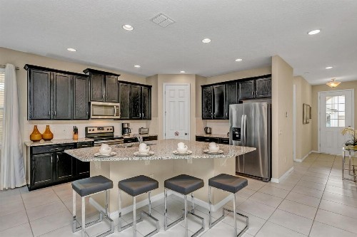 7BR Mansion - Family Resort - Private Pool Hot Tub BBQ! - image 3