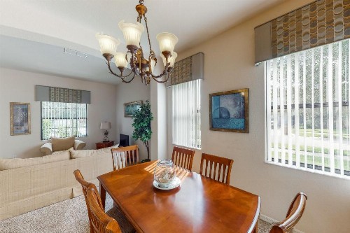 Holiday Retreat - image 9