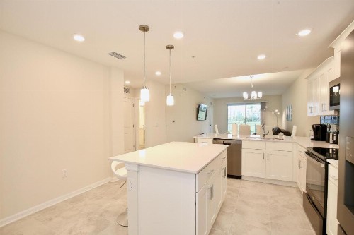 New High End Apartment In Luxurious Storey Lake Community Next To Disney! New Listing - image 1