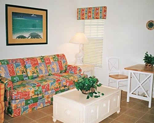 Kissimmee Resort Apartments Nestled Beside a Serene Lake - image 11