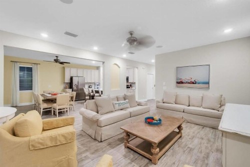 At Margaritaville Resort - Luxurious 8 bedroom 8 bath Cottage Accommodates up to 20 Guests Comfortably - image 5