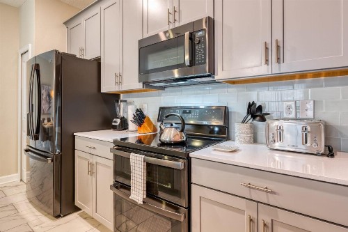 Amazing brand new 4 bed villa 10 minutes from Disney - image 5